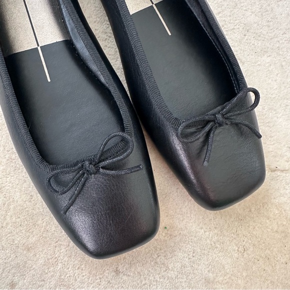 Dolce Vita Black Women's Ballet Flats - Picture 2 of 5